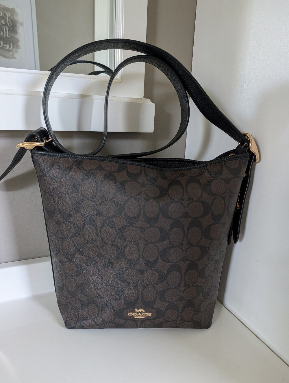 🖤EUC Coach #C2819 Val Duffle Signature Monogram Logo Crossbody Bucket Bag